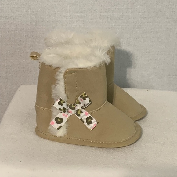 2 Pair Infant Boots |Faux Fur/ Bows/Hook & Loop Closure Size 3 Infant Soft Sole - Picture 7 of 8